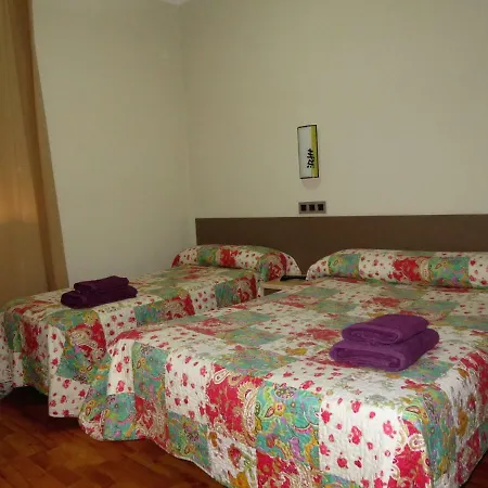 Calfred Iglesia Santa Teresita Apartment Logrono Exterior photo