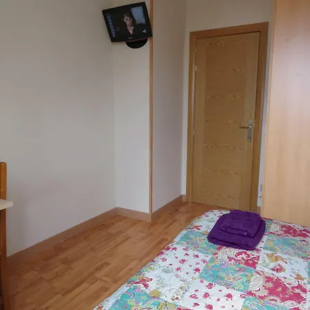 Calfred Iglesia Santa Teresita Apartment Logrono Exterior photo